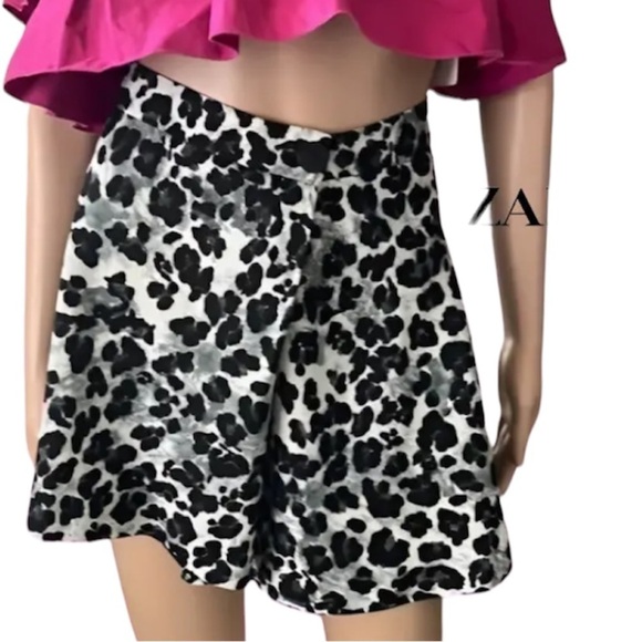 ZARA Leopard print Skort L - Picture 11 of 11